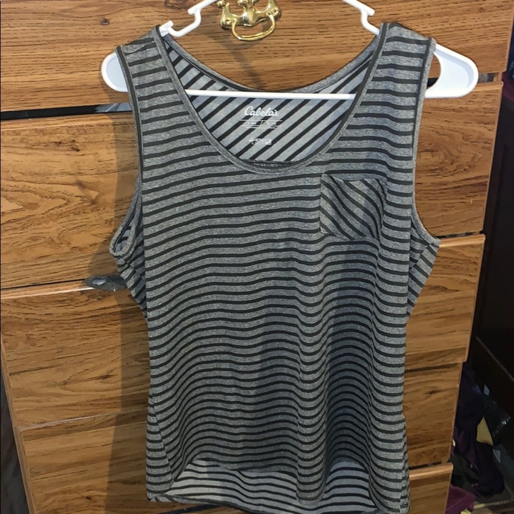 Women’s tank top size Large